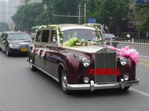 焦作大通婚車伴您幸福一生——專業汽車租賃服務，為您的婚禮增色添彩